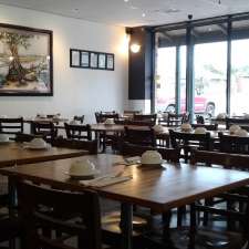 Nga's Kitchen Vietnamese Restaurant | 17 Fordholm Rd, Hampton Park VIC 3976, Australia