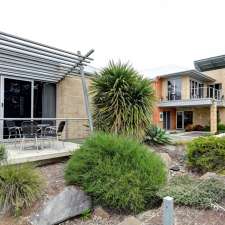 Strath Motel | 4 N Parade, Strathalbyn SA 5255, Australia