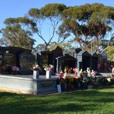 Murray Pines Cemetery | Nineteenth St, Mildura VIC 3500, Australia