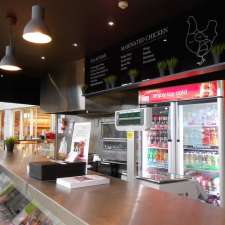The Gourmet Chicken Shop | Restaurant | Shop 10/2-14 Belgrave St, Kempsey NSW 2440, Australia