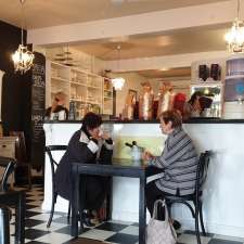 Flourish Cafe Olivers Hill | 44 Norman Ave, Frankston South VIC 3199, Australia