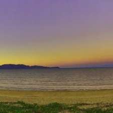 Rowes Bay Beachfront Holiday Park | 46 Heatleys Parade, Belgian Gardens QLD 4810, Australia