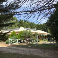 Helen's Luxury Hut | 4030 Colac-Ballarat Rd, Enfield VIC 3352, Australia