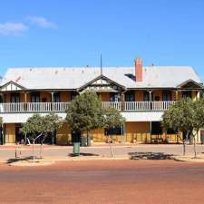 Mukinbudin Hotel/Motel | 23/25 Shadbolt St, Mukinbudin WA 6479, Australia