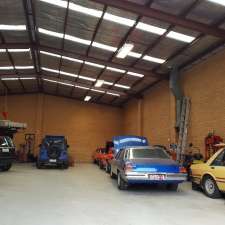 JOHN DONOHUE AUTO REPAIRS | 46 Greenaway St, Bulleen VIC 3105, Australia