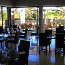 Espy Bar and Eatery | 1 Esplanade, Lakes Entrance VIC 3909, Australia