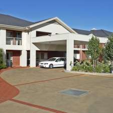 Southern Cross Care Ozanam Residential Aged Care | 7 Boake Pl, Garran ACT 2605, Australia