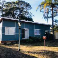 Cobs' Cottage Holiday Rental | 25 Yarroma Ave, Swanhaven NSW 2540, Australia