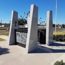 Garth Cox Park Precinct | Stephenson St, Yuleba QLD 4427, Australia