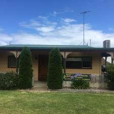 Pinehaven motel & cottage | 6537-6541 Portland-Nelson Rd, Nelson VIC 3292, Australia