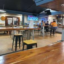 Leinster Tavern Gold n Nickel Bar & Bistro | Mansbridge St, Leinster WA 6437, Australia