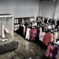 Dress Hire AU | factory 3/27 Peel St, Eltham VIC 3095, Australia