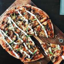 Greenwood Pizza | 23/18 Calectasia St, Greenwood WA 6024, Australia