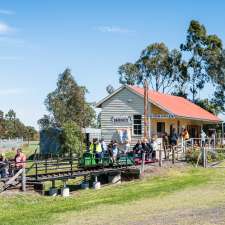 The Woolshed at Jondaryan | 264 Jondaryan Evanslea Rd, Jondaryan QLD 4403, Australia