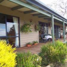 Robyn's Nest Country | 35 Wappan Ct, Bonnie Doon VIC 3720, Australia