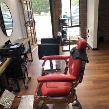 Salon 86 | 86 Gooch Rd, Stratford VIC 3862, Australia