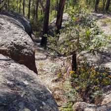 Natural Arch | Trevors Ln Trail, Cherrybrook NSW 2126, Australia