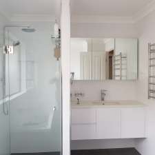 Amazing bathroom makeovers | 2 Magento Pl, Prestons NSW 2170, Australia