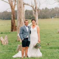 Dee Potter Wedding Celebrant | 7 Tannery Rd, Longford TAS 7301, Australia