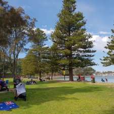 Carss Bush Park | Carwar Ave, Carss Park NSW 2221, Australia