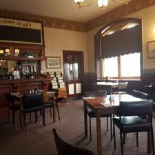 Coach & Horses Inn | 50 Station St, Clarkefield VIC 3430, Australia