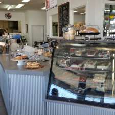 West st Cafe & Bakery | 140 West St, Hadfield VIC 3046, Australia