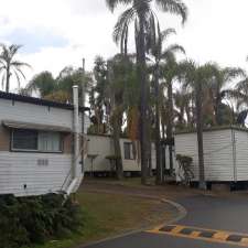 Oxley Pines Caravan Park | 82 Kimberley St, Durack QLD 4077, Australia