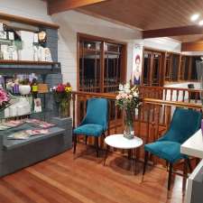 The Cottage: Home of Hair, Beauty & Wellness | 85 Old Bells Line of Rd, Kurrajong NSW 2758, Australia