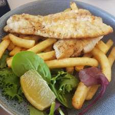 Rachael's Seafood Shack | Francis, Fishermans Place, Frances Bay Dr, Darwin City NT 0800, Australia