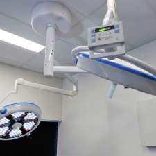 Medical & Surgical Lighting Pty Ltd | Unit 4/28 Cavendish Rd, Coorparoo QLD 4151, Australia