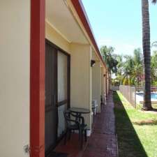 Sunraysia Motel & Holiday Apartments | 441 Deakin Ave, Mildura VIC 3500, Australia