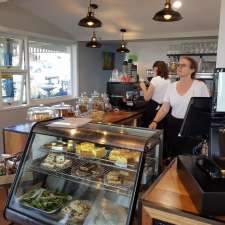 Bemboka Pie Shop | 82 Loftus St, Bemboka NSW 2550, Australia