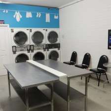 SPIN-n-GO Laundromat Kawana | Cnr Nicklin Way &, Thunderbird Dr, Bokarina QLD 4575, Australia