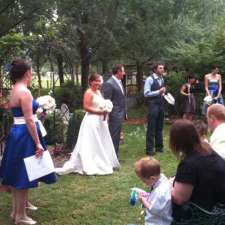 Gareth Morley Wedding Celebrant | 46 St Gorges Rd South, Fitzroy North VIC 3068, Australia