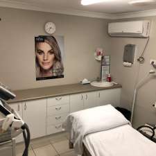 Complete Skin Solutions | 134 Elphinstone St, Berserker QLD 4701, Australia