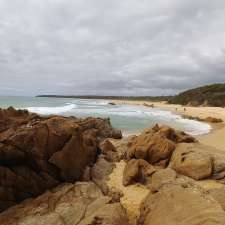 Moruya Surf Club | Charles Moffitt Dr, Moruya Heads NSW 2537, Australia