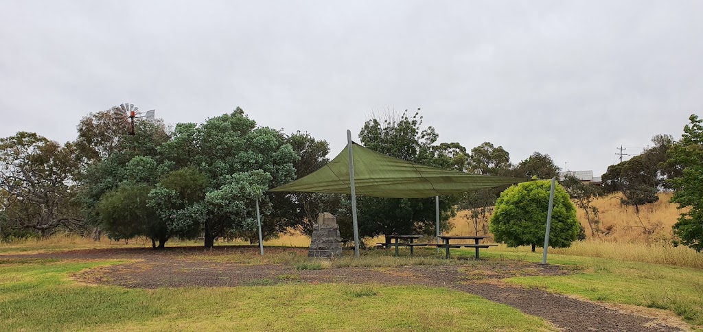 Skipton Historical Presinct | park | 37 Montgomery St, Skipton VIC 3361, Australia