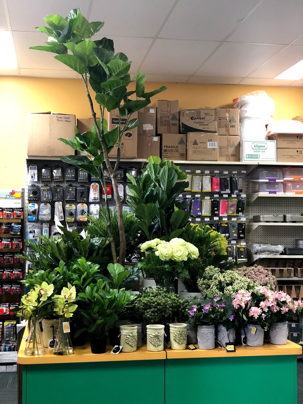 Veronicas Pantry (Helium Balloons, Party Supplies and much more) | home goods store | 67 Main Hurstbridge Rd, Diamond Creek VIC 3089, Australia | 0394384755 OR +61 3 9438 4755