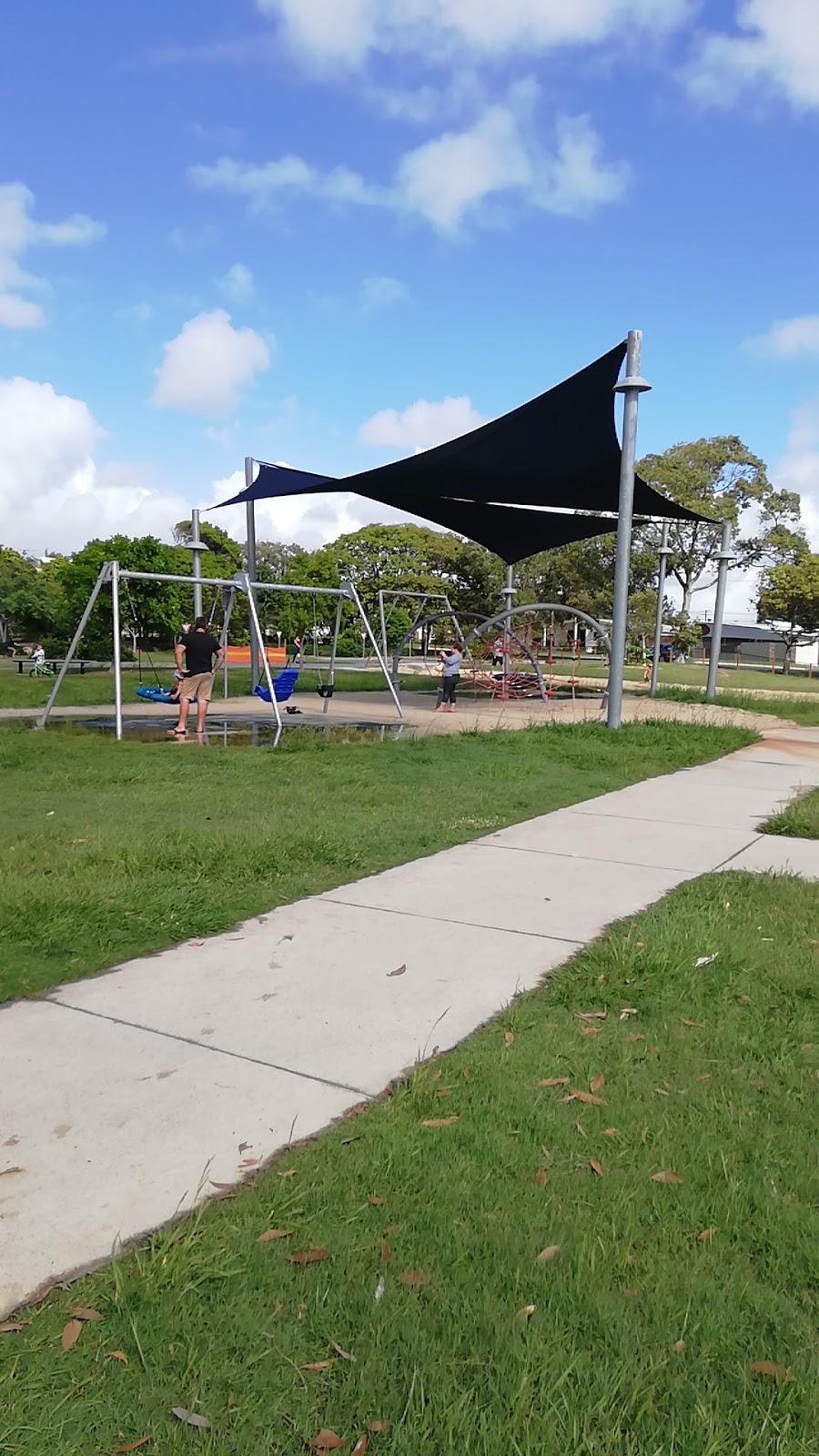 Grahame Stewart Park | park | Croydon Ave, Currimundi QLD 4551, Australia