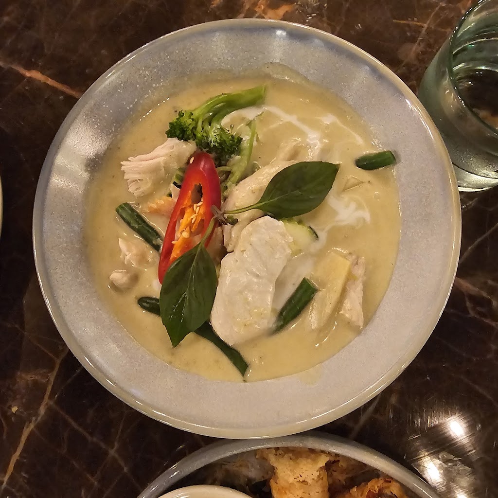 New Town Thai, West HQ | 33 Railway St, Rooty Hill NSW 2766, Australia | Phone: (02) 9625 5500