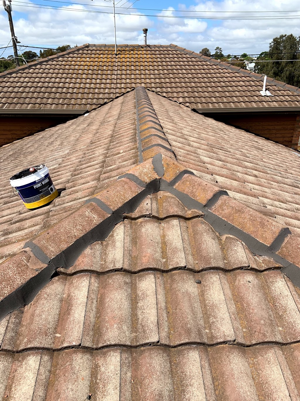 All about roofs (geelong) | 5 Canterbury Rd W, Lara VIC 3212, Australia | Phone: 0414 815 030