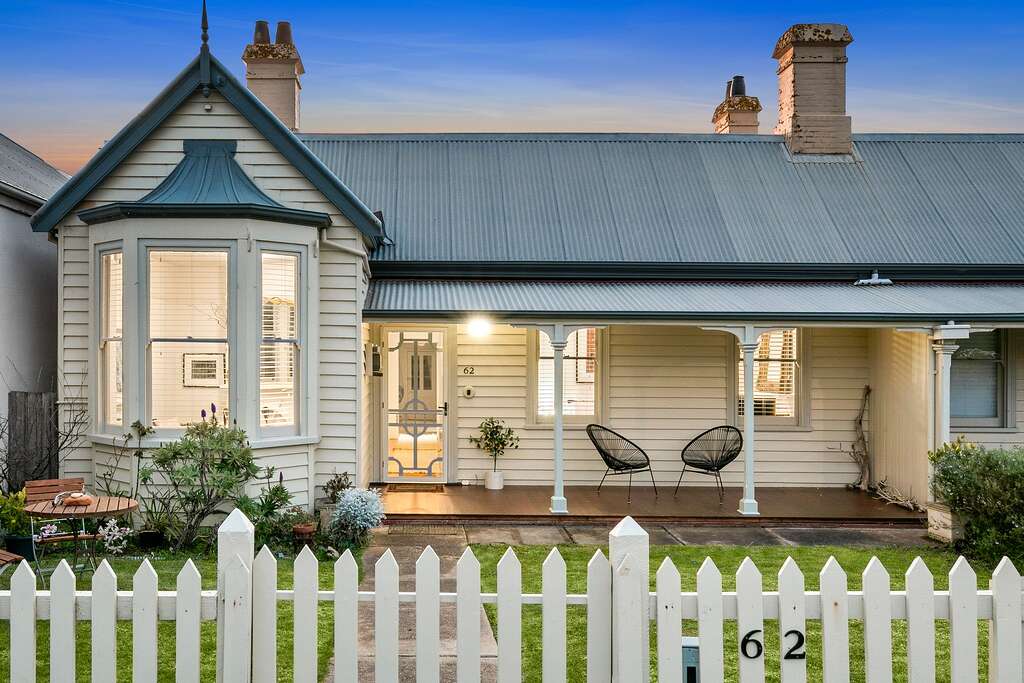 Queenscliff and Coastal Holiday Bookings | real estate agency | 6/62 Hesse St, Queenscliff VIC 3225, Australia | 0352583763 OR +61 3 5258 3763