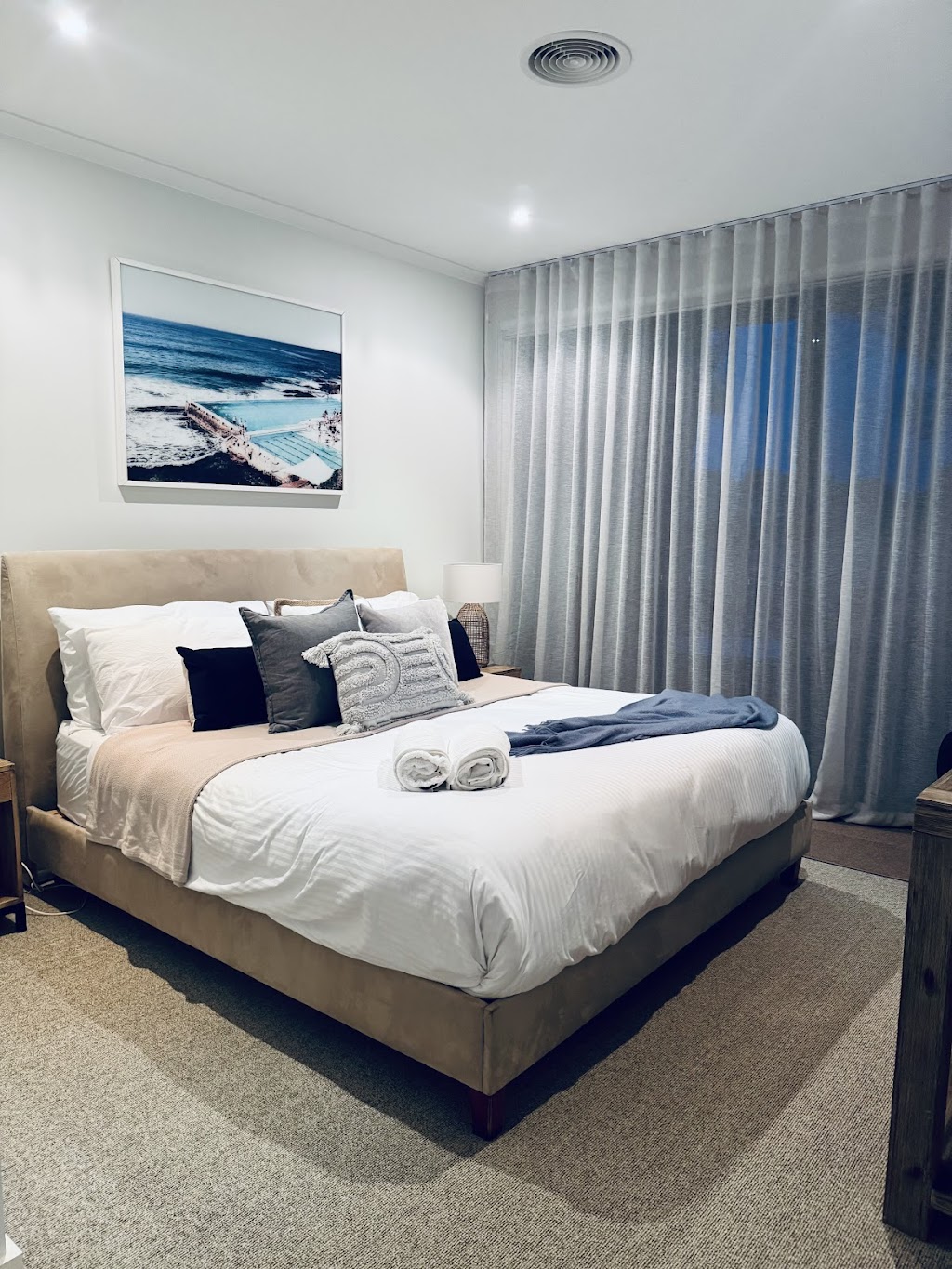 Torquay Luxe Retreat | 2 Bunker Pl, Torquay VIC 3228, Australia | Phone: 0418 360 740
