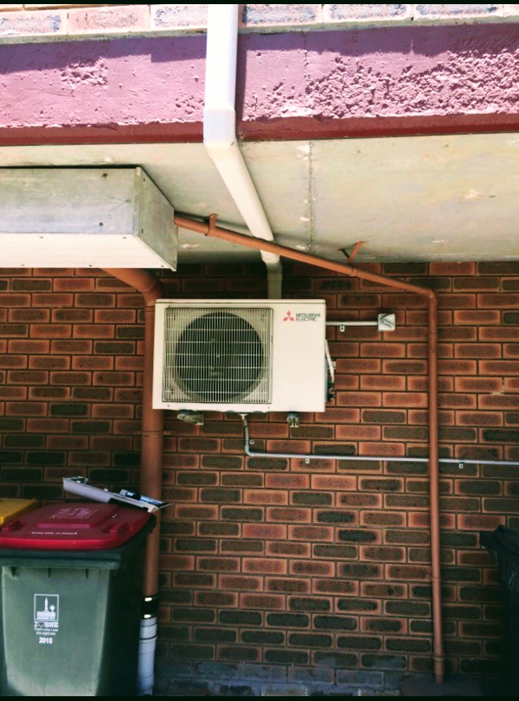 Coolmacks Air Conditioning, Ducted & Split Systems | Nauria St, Fig Tree Pocket QLD 4069, Australia | Phone: 0436 279 493
