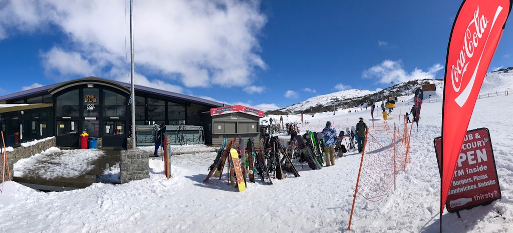 The Pub Family Food Court | Perisher Manor, Kosciuszko Rd, Perisher Valley NSW 2624, Australia | Phone: (02) 6457 5291