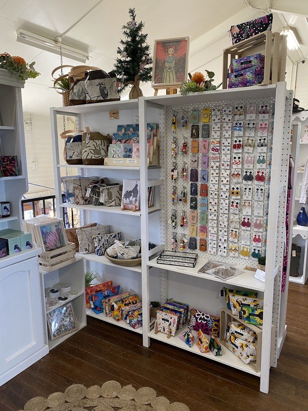 Purple Leaf Collective | 107 Hoddle St, Robertson NSW 2577, Australia | Phone: 0413 531 459