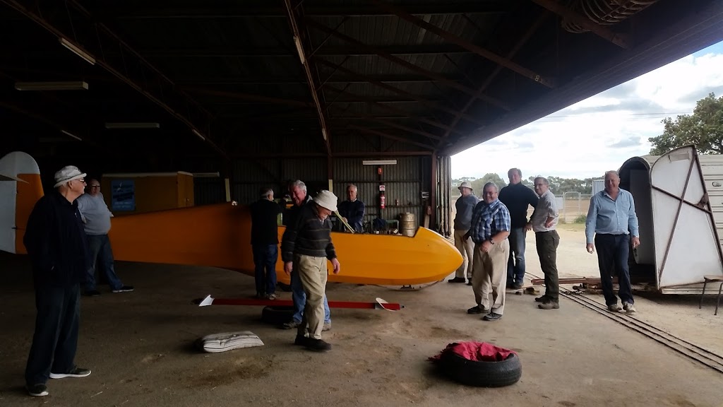 Beaufort Gliding Club | Jensz Rd, Parwan VIC 3340, Australia | Phone: 0414 476 151