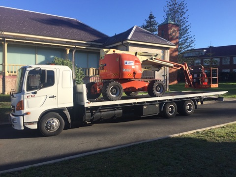 Top Tilt Towing & Tow Truck Service - Cheap Local Towing |  | 53 Osborne Rd, Marayong NSW 2148, Australia | 0447447770 OR +61 447 447 770