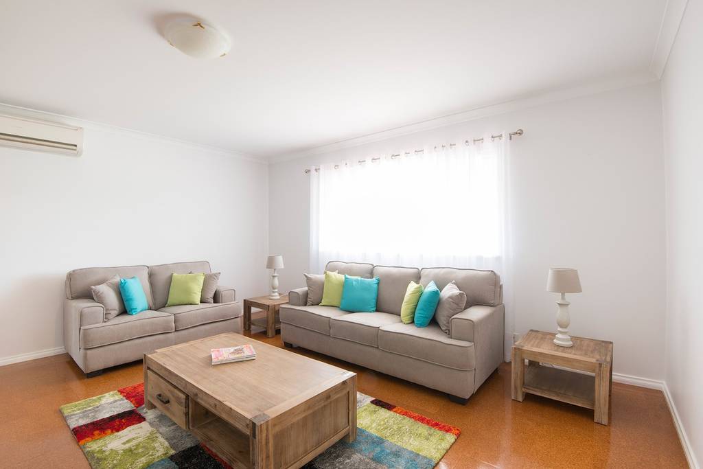 Sea-esta | Eleven Mile Beach Rd, Pink Lake WA 6450, Australia | Phone: 0427 715 117