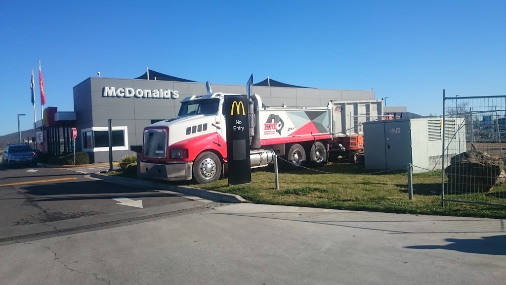 McDonalds | MAJURA PARK Cnr Majura Road &, Mustang Ave, ACT 2609, Australia | Phone: (02) 6230 1387